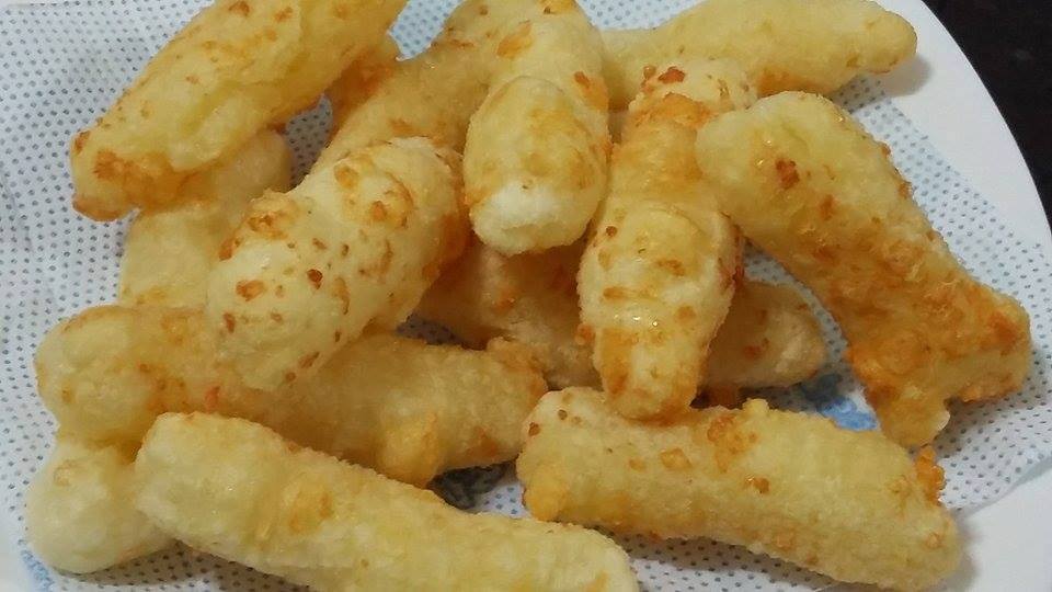 biscoito frito de polvilho com queijo